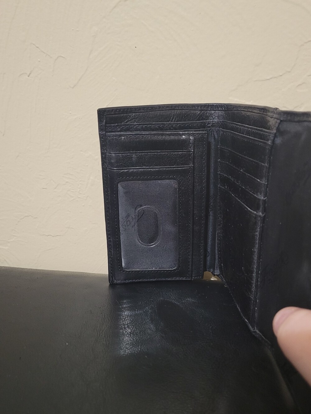 Fossil trifold leather wallet - Picture 3 of 5